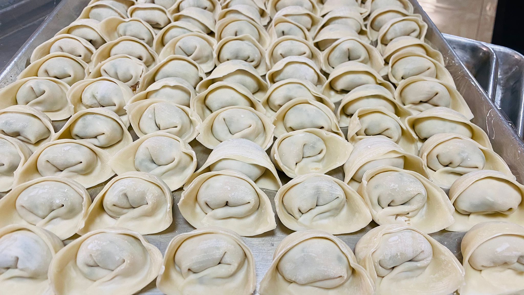 Berkshire Pork and Bok Choy Shanghai Wontons 黑毛豬上海菜肉雲吞